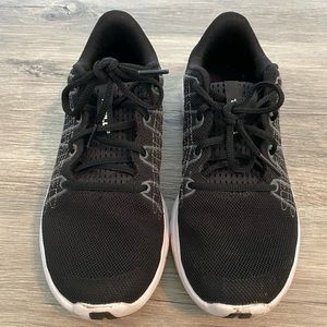 Under Armour Tennis Shoes